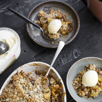 SPICED APPLE CRUMBLE