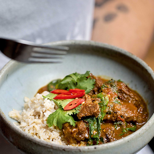 MALAYSIAN-STYLE BEEF CURRY