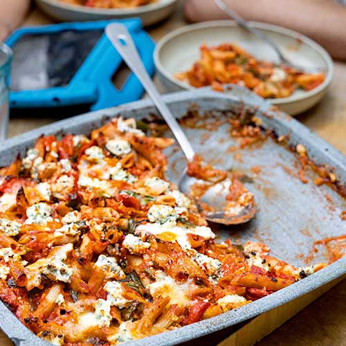 SPINACH AND RICOTTA PASTA BAKE